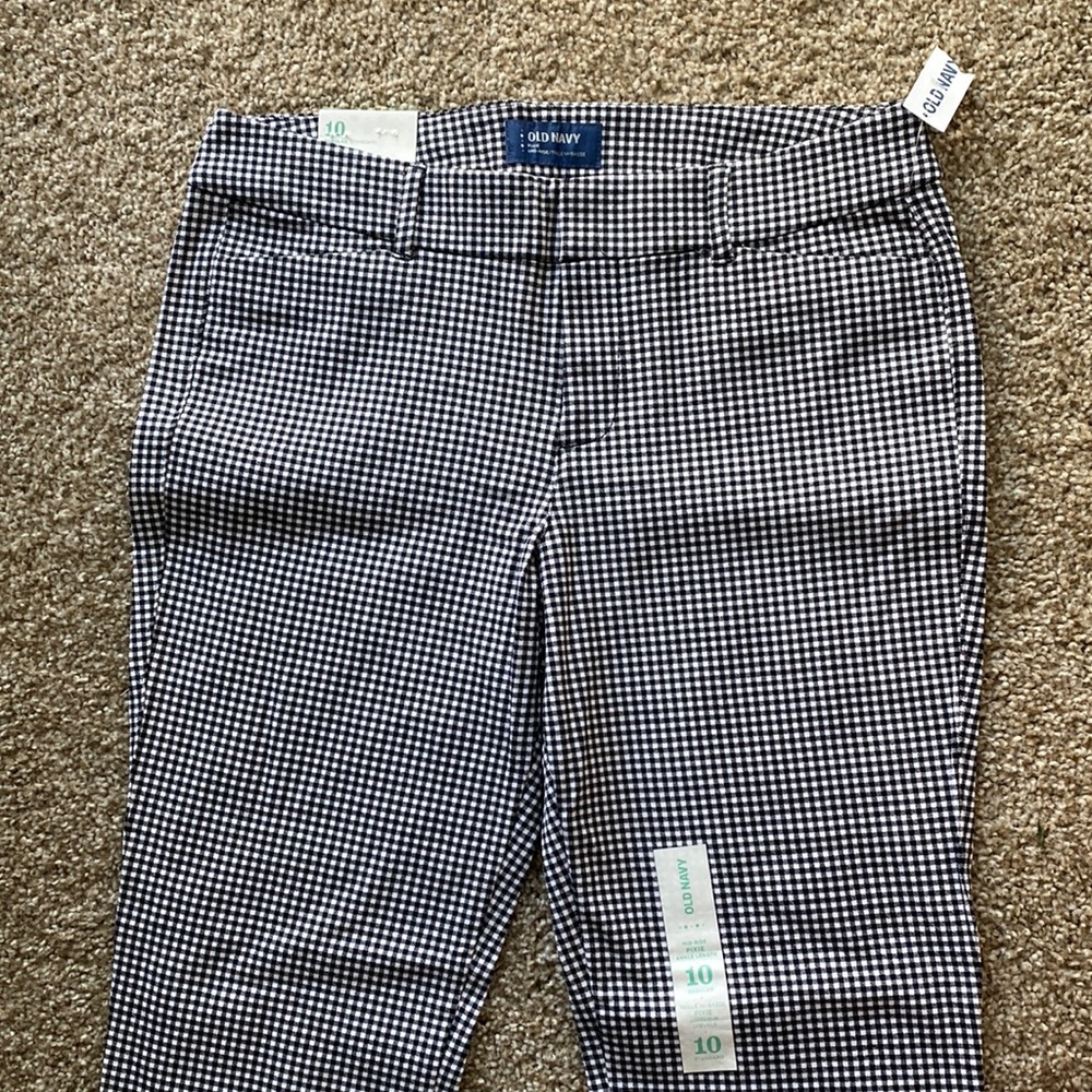 Old Navy Mid-Rise Printed Pixie Ankle Pants For Women